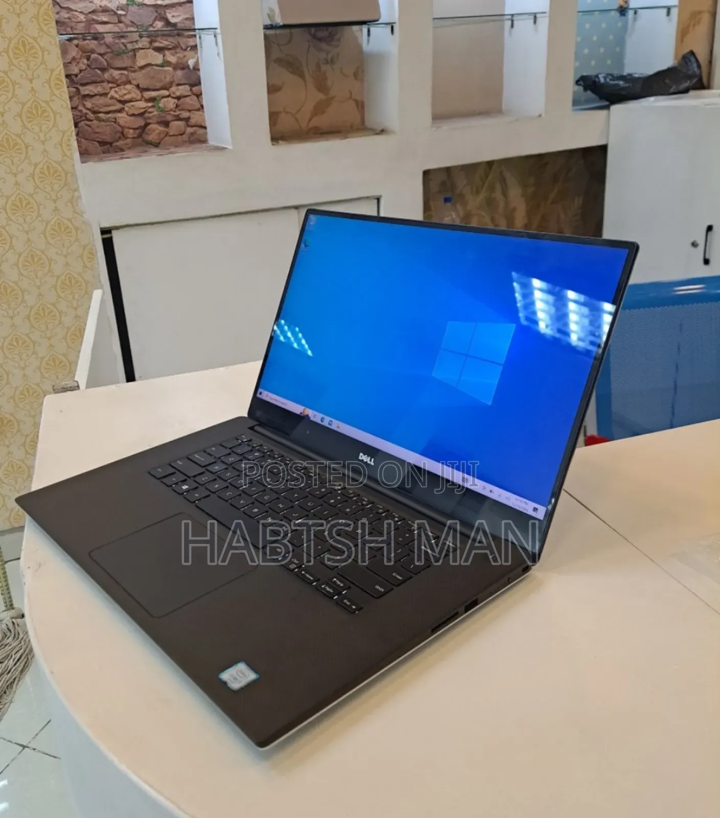 New Laptop Dell XPS 15 16GB Intel Core i7 SSD 512GB