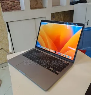 New Laptop Apple MacBook Pro 2020 M1 8GB Apple M1 SSD 256GB