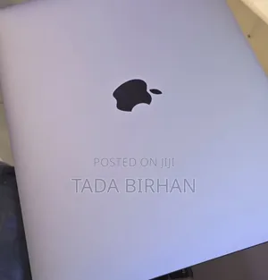 New Laptop Apple MacBook Pro 2020 8GB Intel Core I5 SSD 512GB