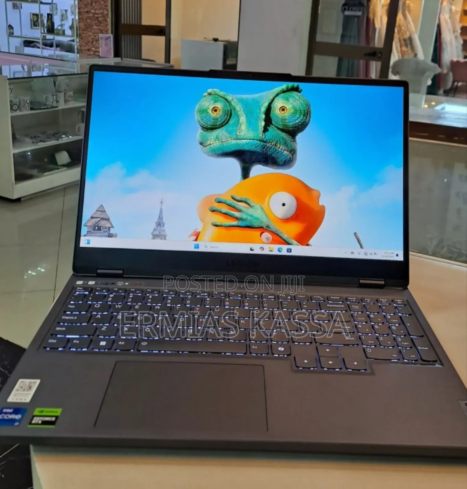 New Laptop Lenovo Legion 7 16GB Intel Core I7 SSD 1T