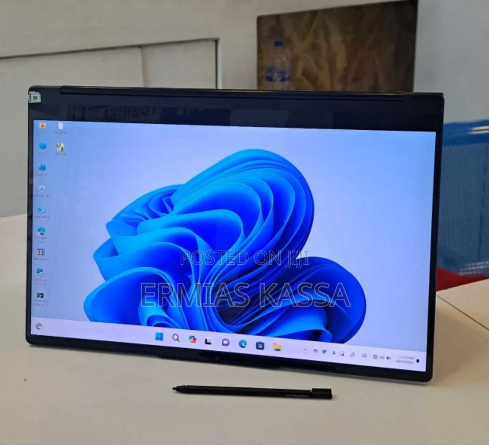 New Laptop Lenovo Yoga 9i 16GB Intel Core I7 SSD 512GB