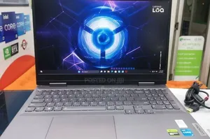 New Laptop Lenovo LOQ 15IRH8 8GB AMD Ryzen 7 SSD 512GB
