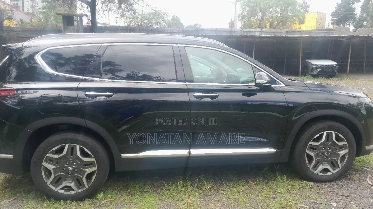 New Hyundai Santa Fe 2023 Black
