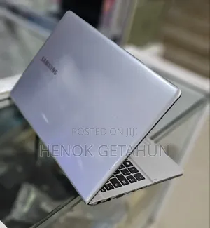 New Laptop Samsung Galaxy Book 2 8GB Intel Core I5 HDD 1T