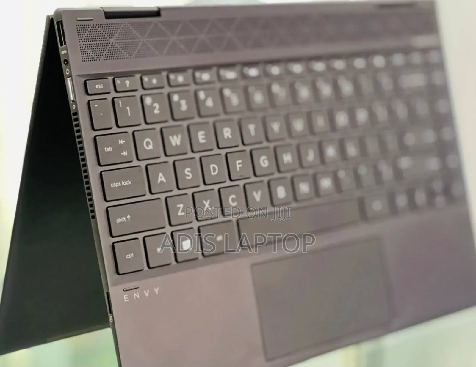 New Laptop HP Envy X360 8GB AMD Ryzen 5 SSD 512GB