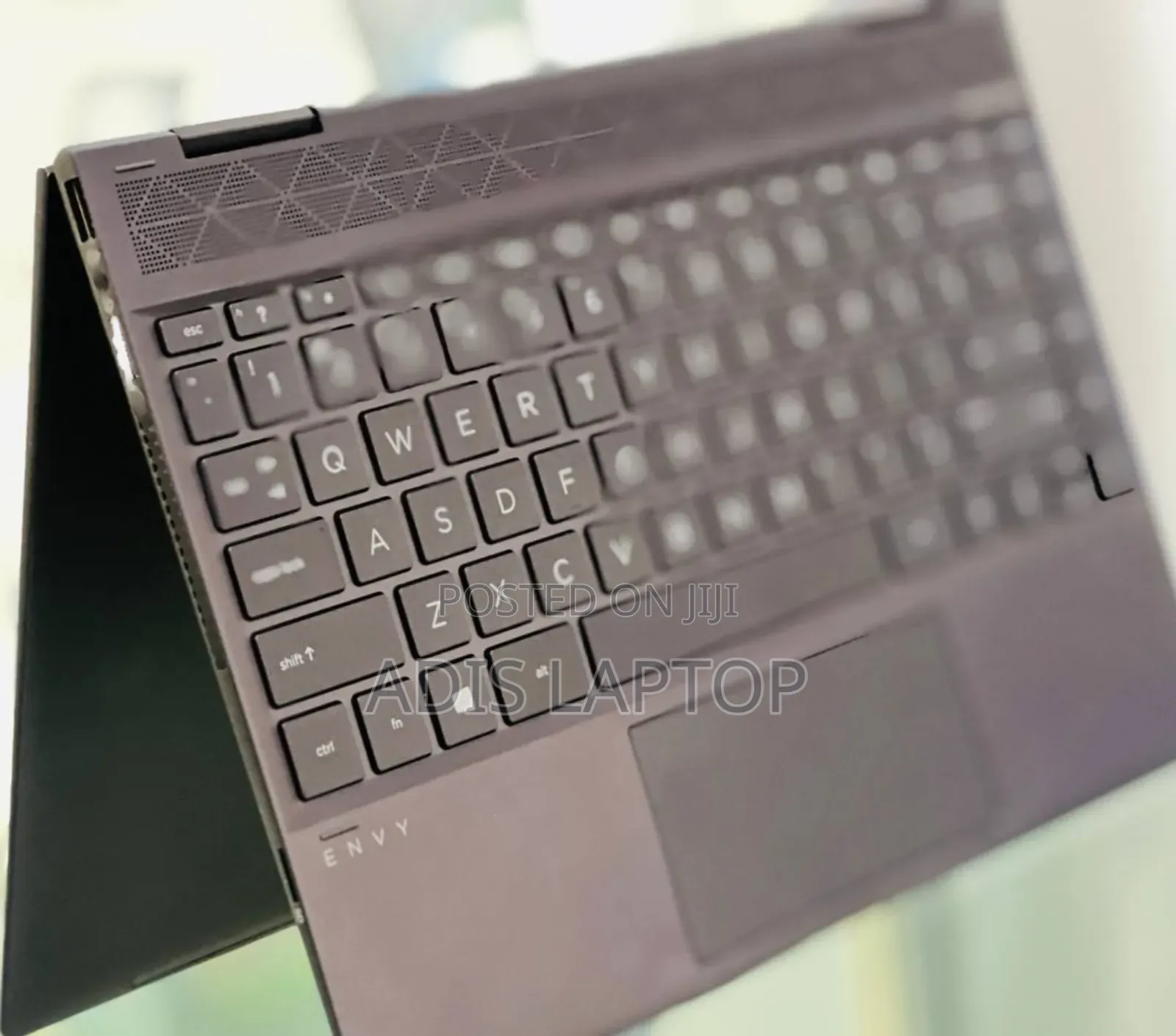 New Laptop HP Envy X360 8GB AMD Ryzen 5 SSD 512GB