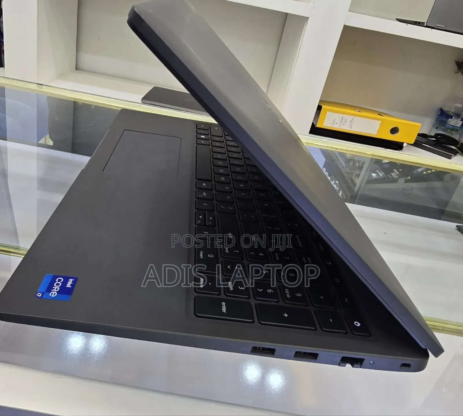 New Laptop Dell Latitude 3540 8GB Intel Core I7 SSD 256GB