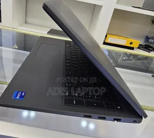 New Laptop Dell Latitude 3540 8GB Intel Core I7 SSD 256GB