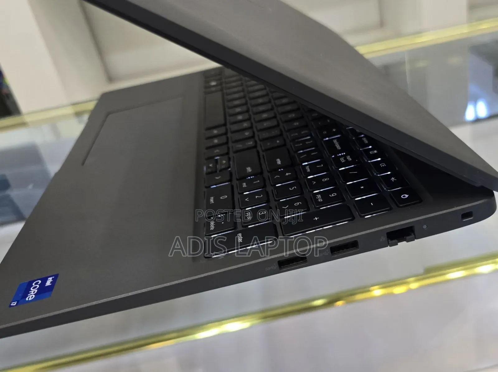 New Laptop Dell Latitude 3540 8GB Intel Core I7 SSD 256GB