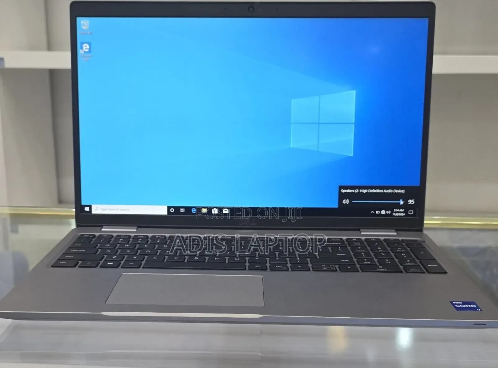 New Laptop Dell Precision 3561 16GB Intel Core I7 SSD 256GB