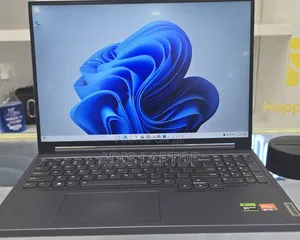 New Laptop Lenovo Legion 7 16GB AMD Ryzen 7 SSD 1T