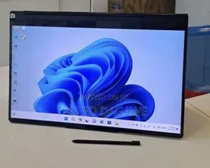 New Laptop Lenovo Yoga 9i 16GB Intel Core I7 SSD 512GB