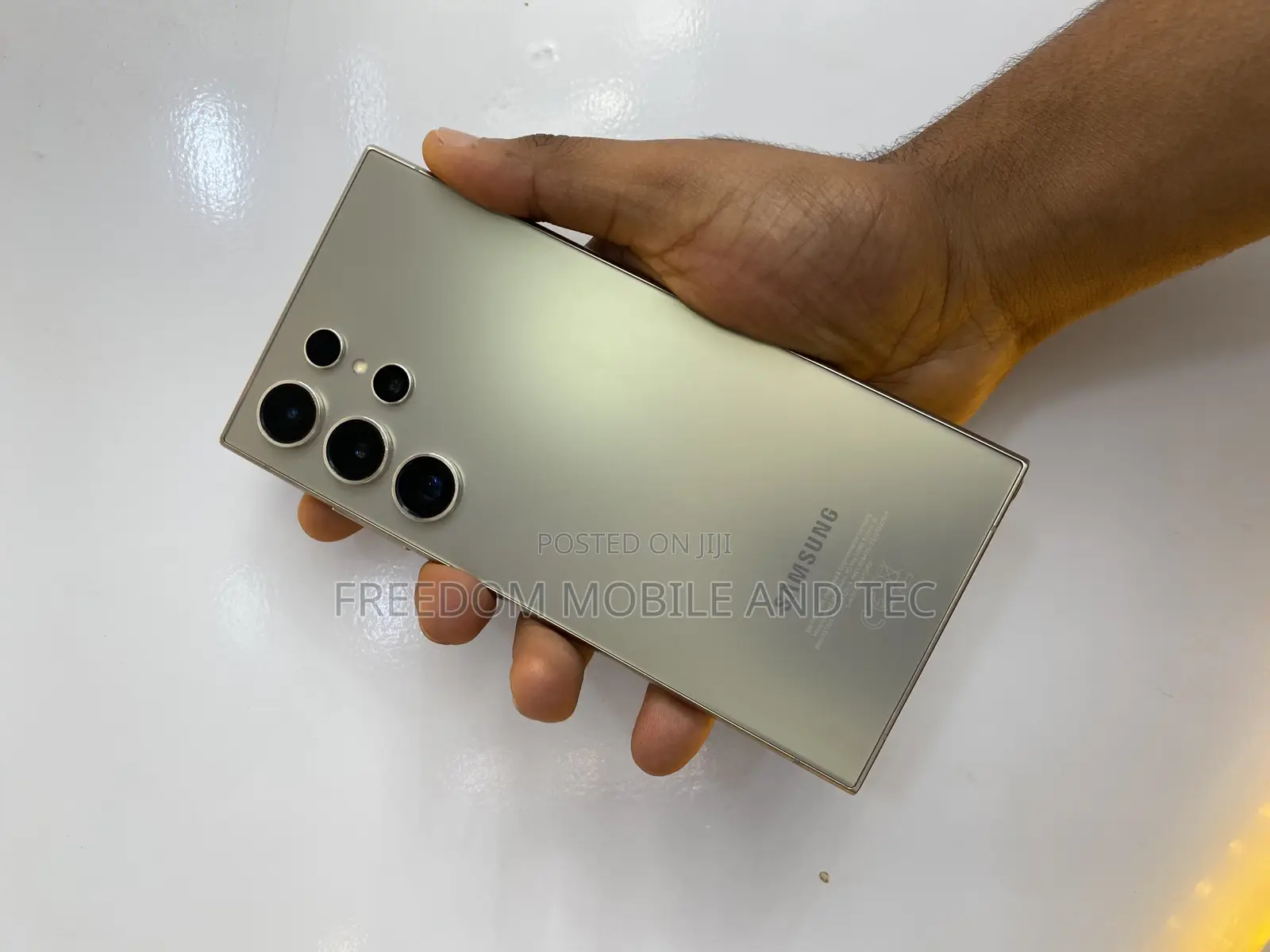 New Samsung Galaxy S24 Ultra 256 GB