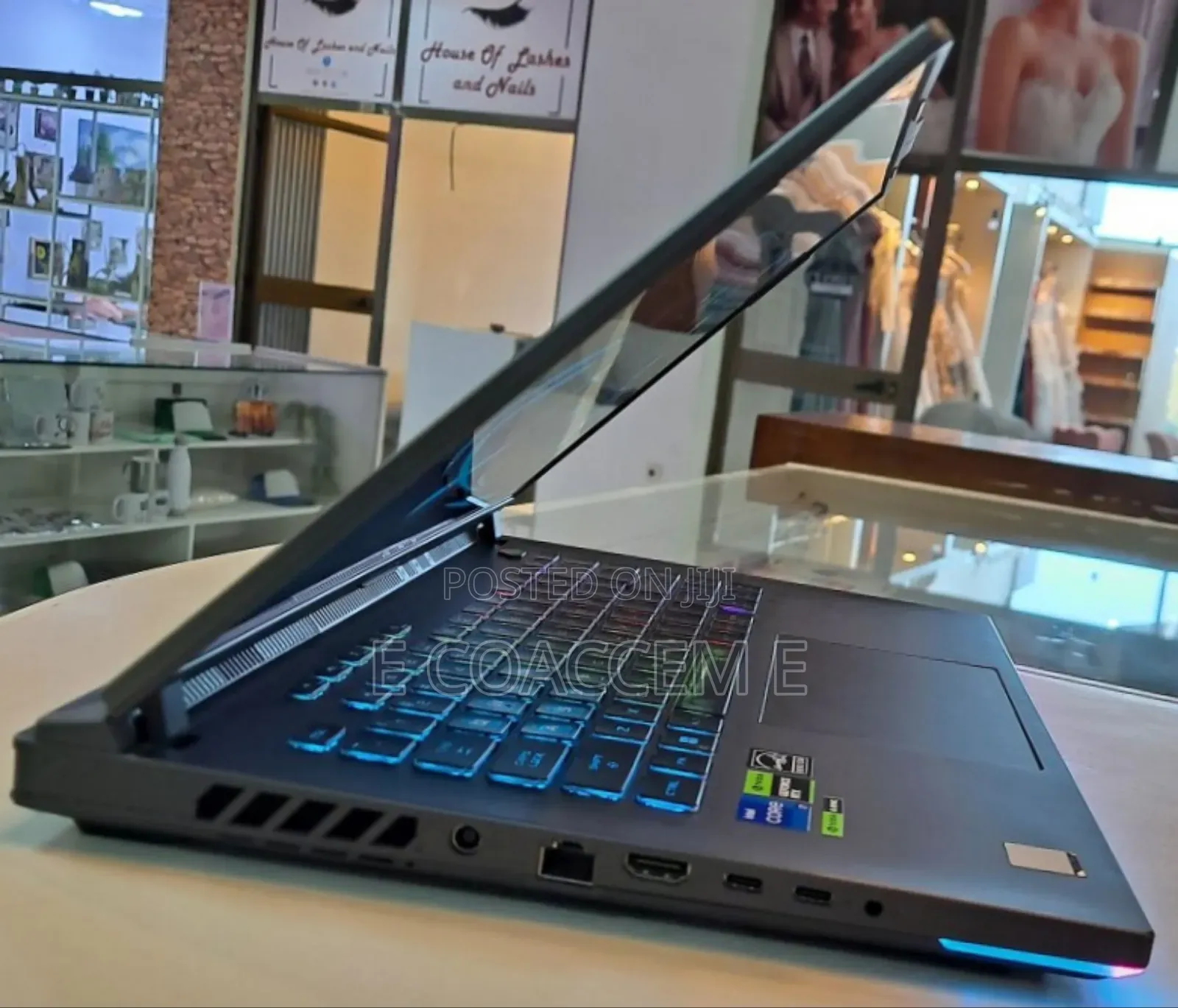 New Laptop Asus 16GB Intel Core I7 SSD 1T