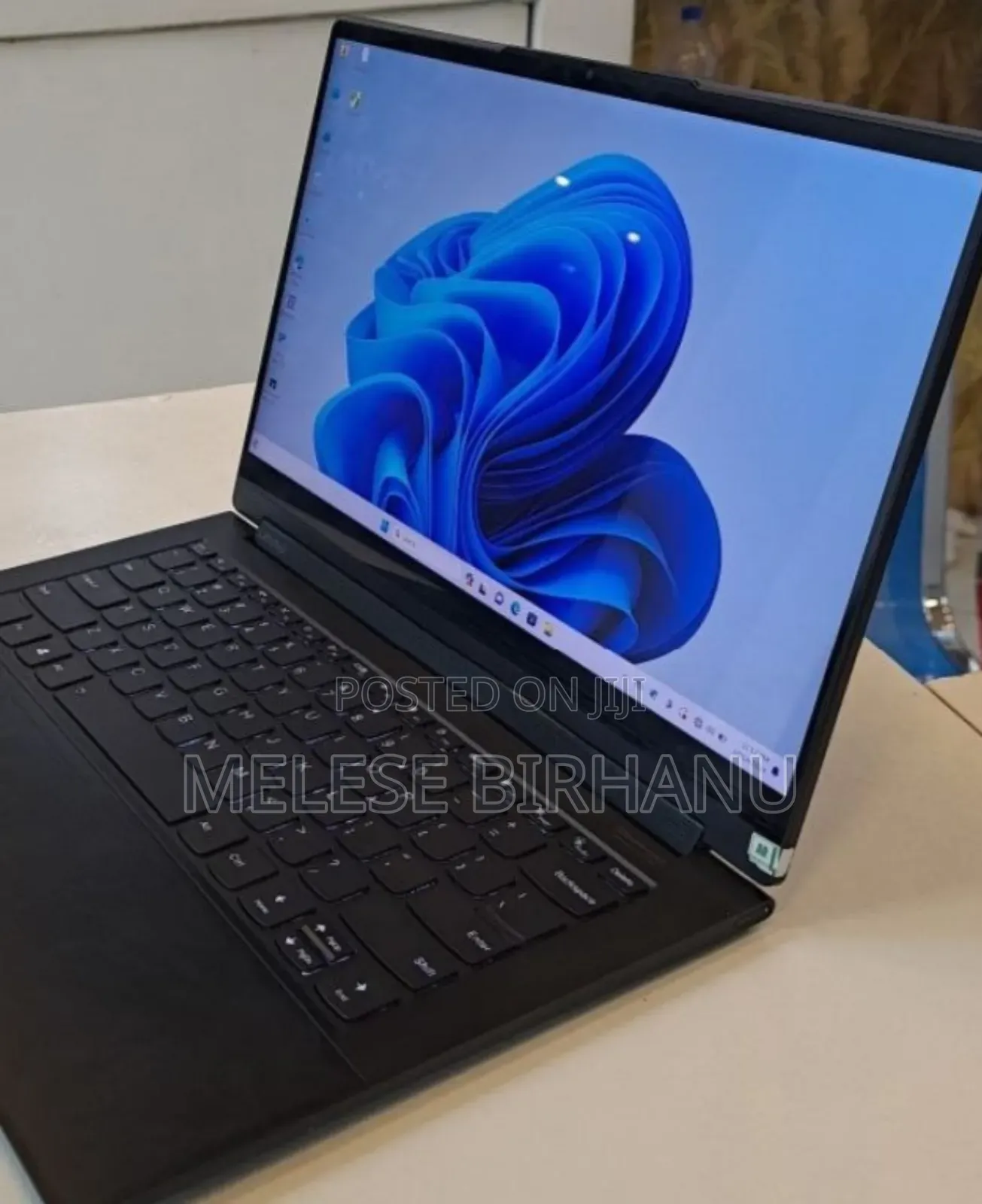 New Laptop Lenovo Yoga 9i 16GB Intel Core I7 SSD 512GB