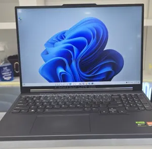 New Laptop Lenovo 16GB AMD Ryzen 7 SSD 1T