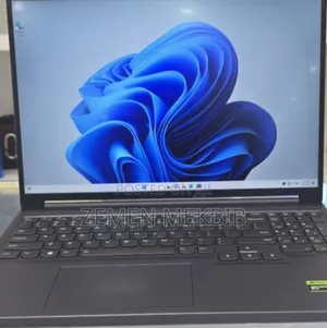 New Laptop Lenovo 16GB AMD Ryzen 7 SSD 1T