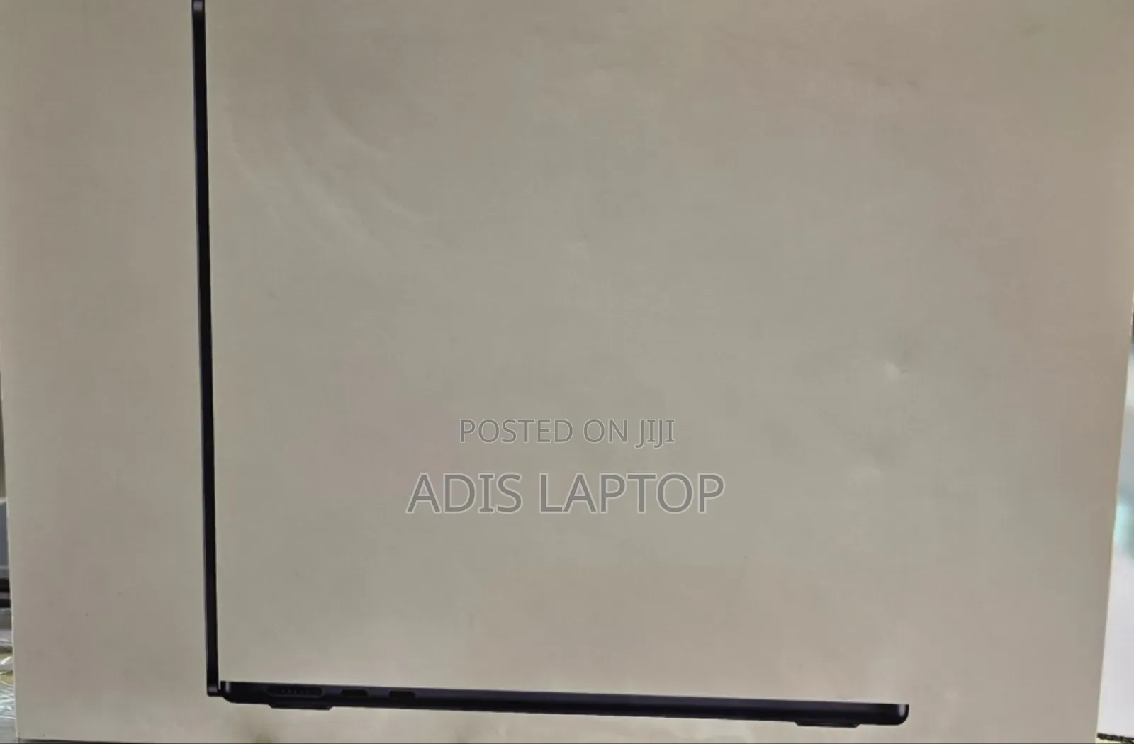 New Laptop Apple MacBook Air 2022 M2 8GB Apple M2 SSD 256GB