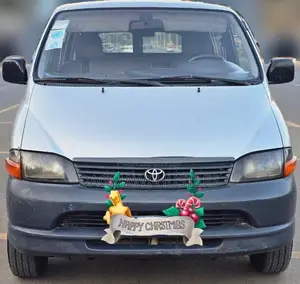 Toyota HiAce 2005 Silver