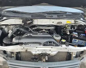 Toyota HiAce 2005 Silver