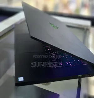 New Laptop Razer Blade Advanced 16GB Intel Core I7 SSD 512GB