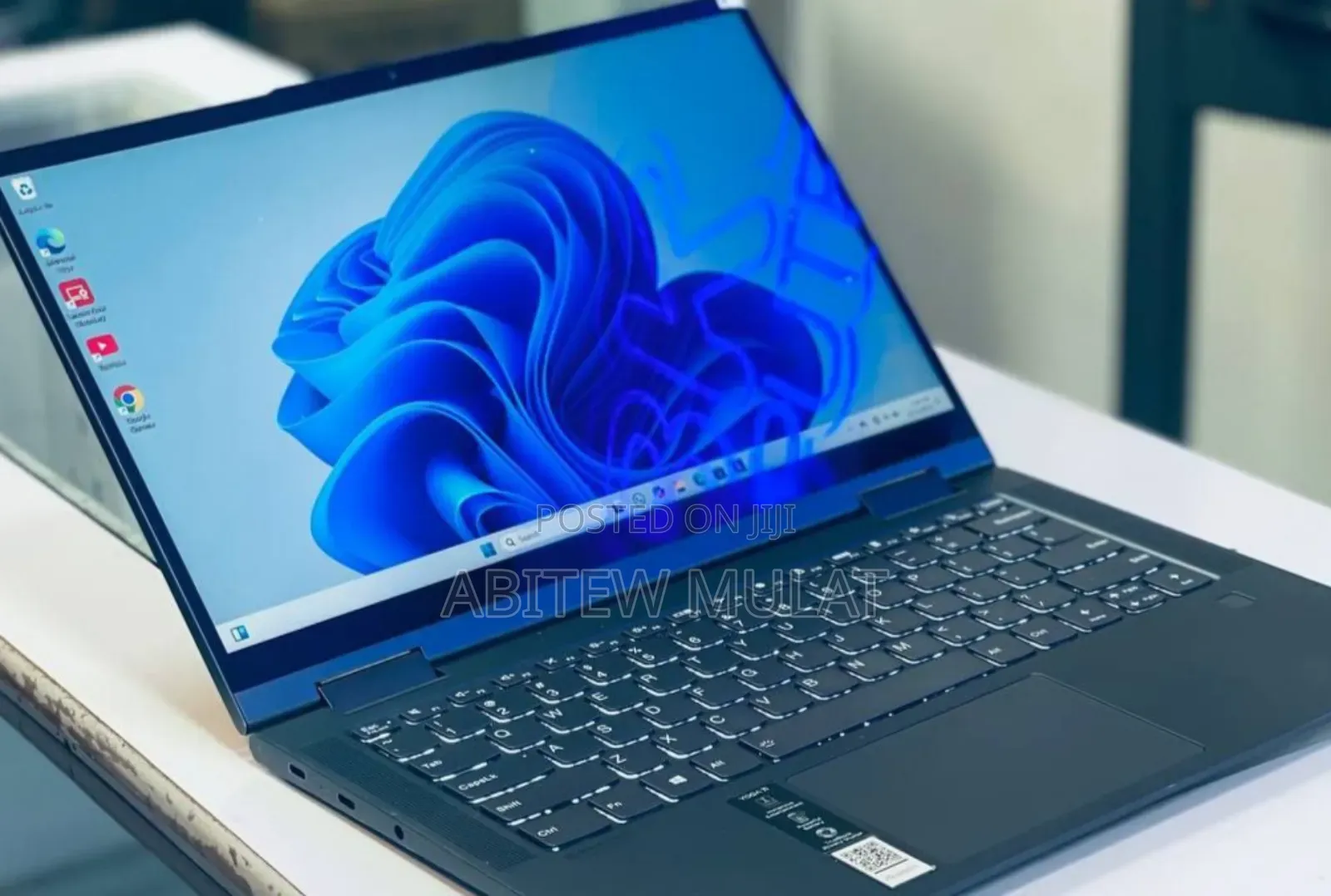 New Laptop Lenovo Yoga 730 12GB Intel Core I7 SSD 512GB