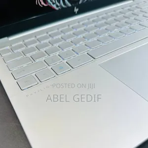 New Laptop HP Pavilion 14 16GB Intel Core I7 SSD 1T