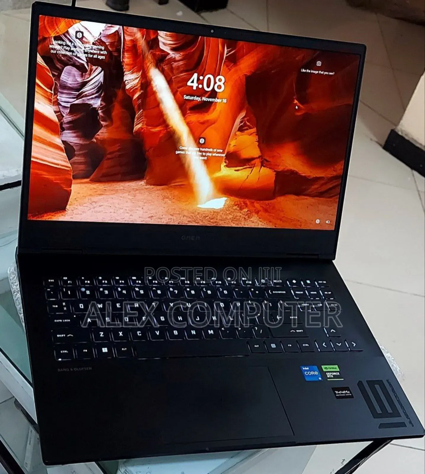 New Laptop Apple MacBook Air 2022 M2 8GB Apple M2 SSD 256GB