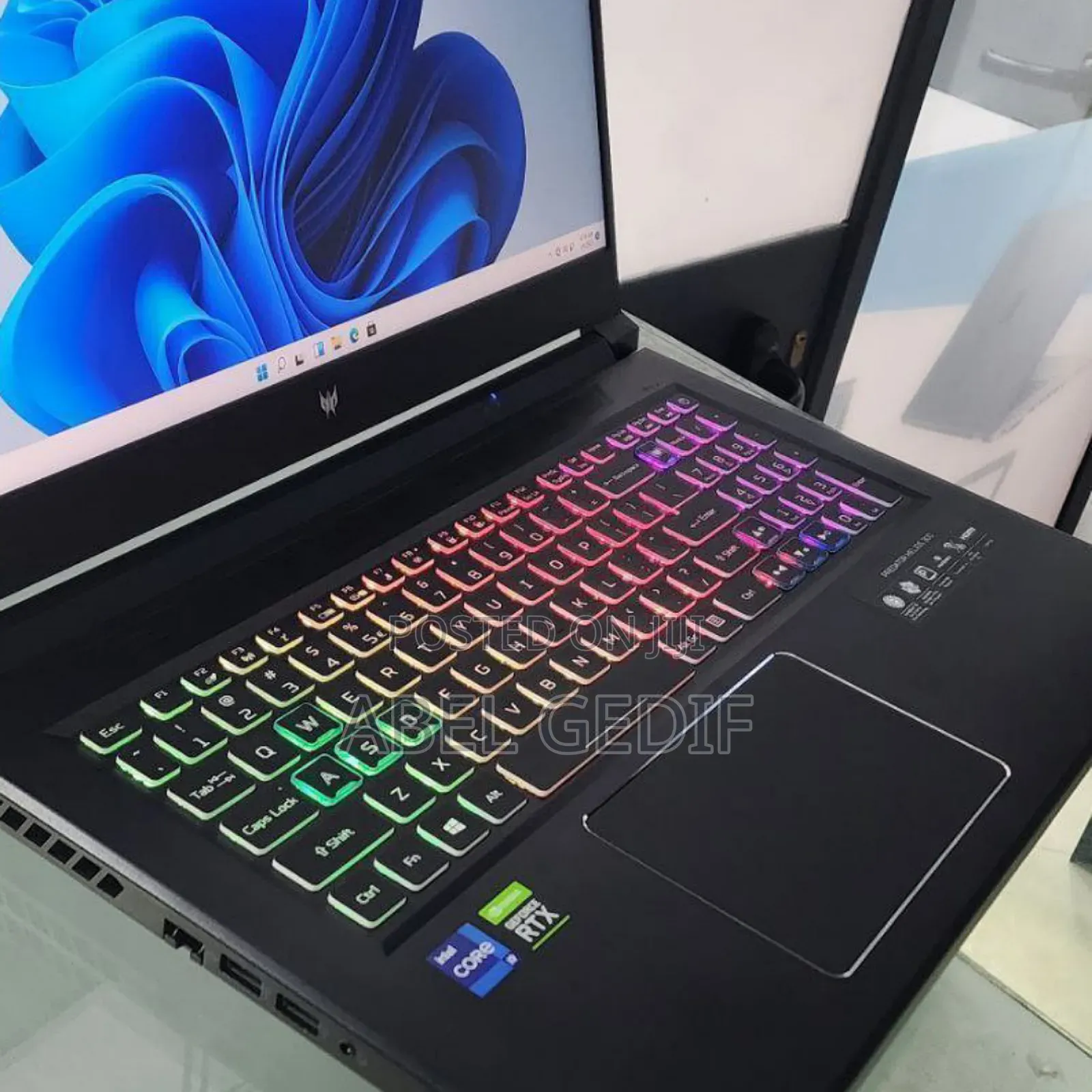 New Laptop Acer Predator Helios 300 16GB Intel Core I9 SSD 512GB