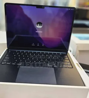 New Laptop Apple MacBook Air 2022 M2 8GB Apple M2 SSD 256GB