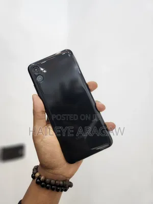 New Samsung Galaxy A04e 64 GB Black