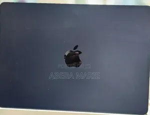 New Laptop Apple MacBook Air 2022 M2 8GB Apple M2 SSD 256GB