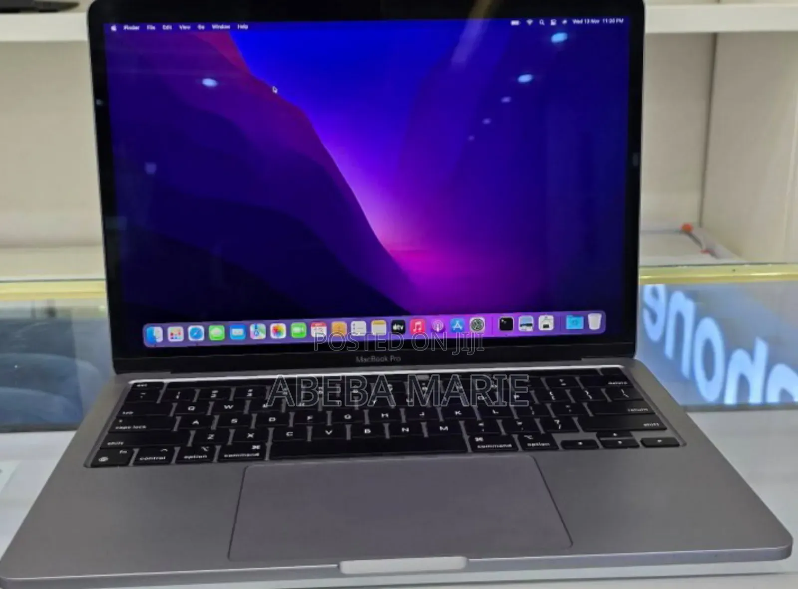 New Laptop Apple MacBook Pro 2020 M1 16GB Apple M1 SSD 1T