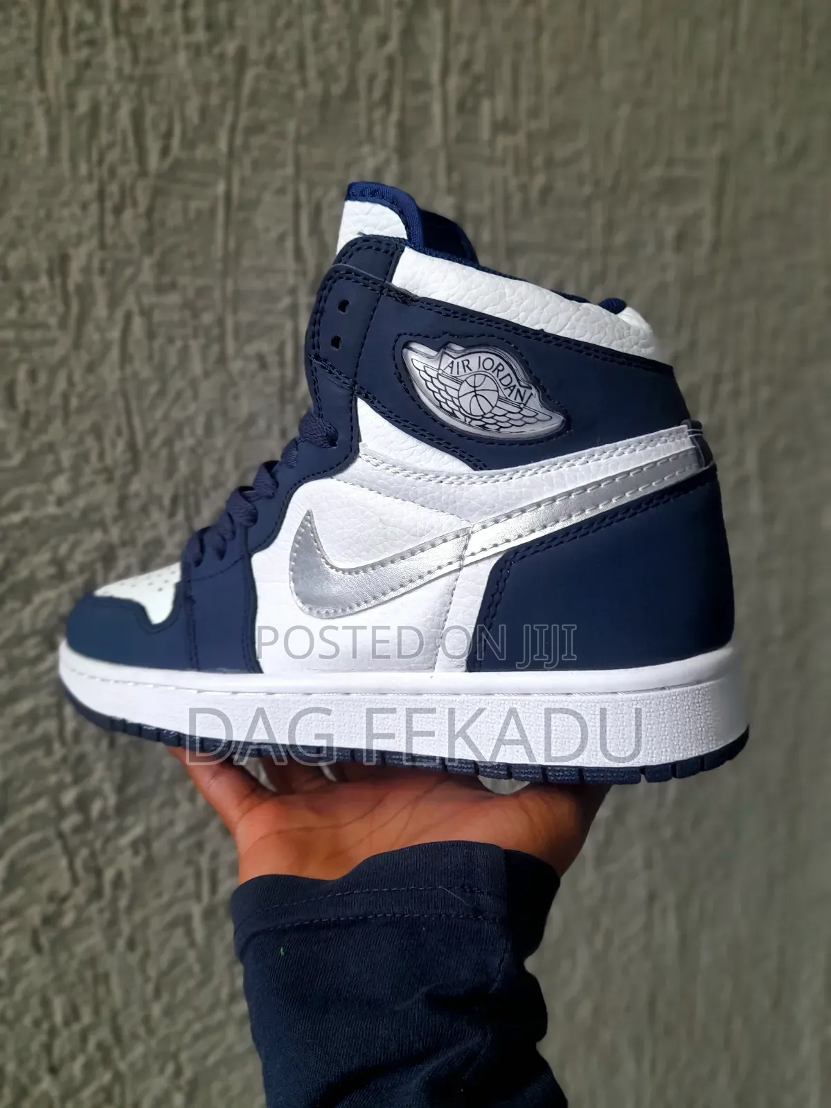 Air Jordan 1 Midnight Navy