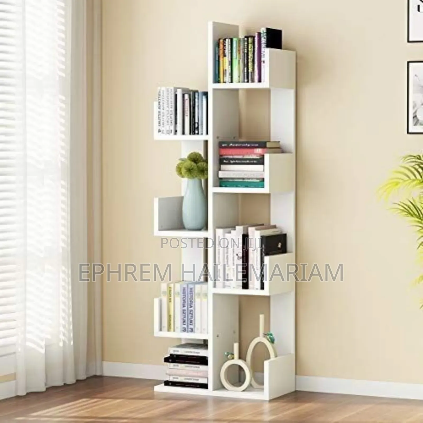 Book Shelf የመፅሃፍ መደርደሪያ