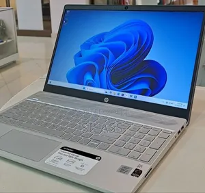 New Laptop HP Pavilion 15 18GB Intel Core I7 SSD 512GB