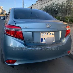 Toyota Yaris 2015 Blue