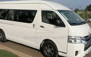 Toyota Grand HiAce 2016 White