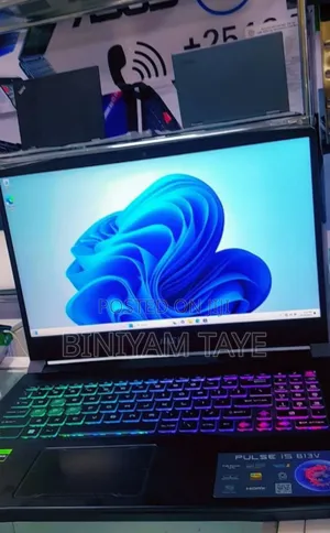 New Laptop MSI Pulse GL66 16GB Intel Core I7 SSD 1T