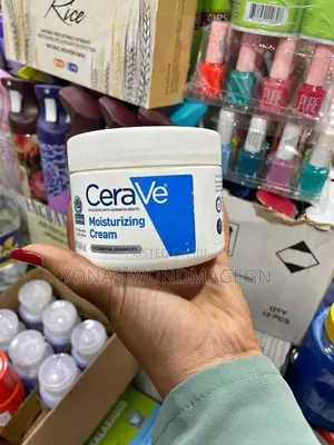 Photo - Cerave Moisturizing Cream