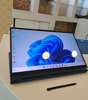 Photo - New Laptop Lenovo Yoga 9i 16GB Intel Core I7 SSD 512GB