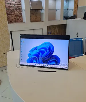 New Laptop Lenovo Yoga 9i 16GB Intel Core I7 SSD 512GB