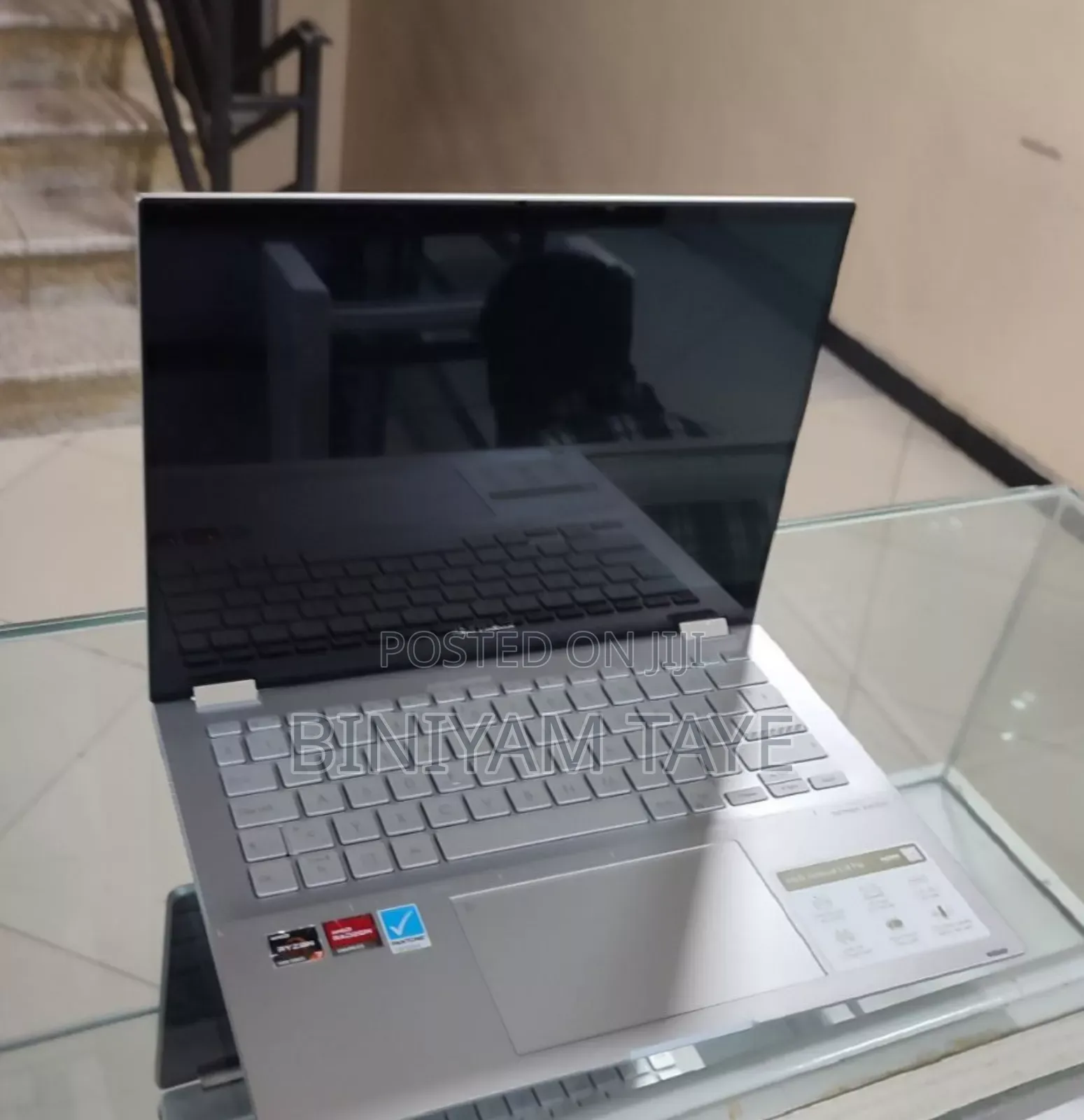 New Laptop Asus Vivobook 16 16GB AMD Ryzen 7 SSD 1T