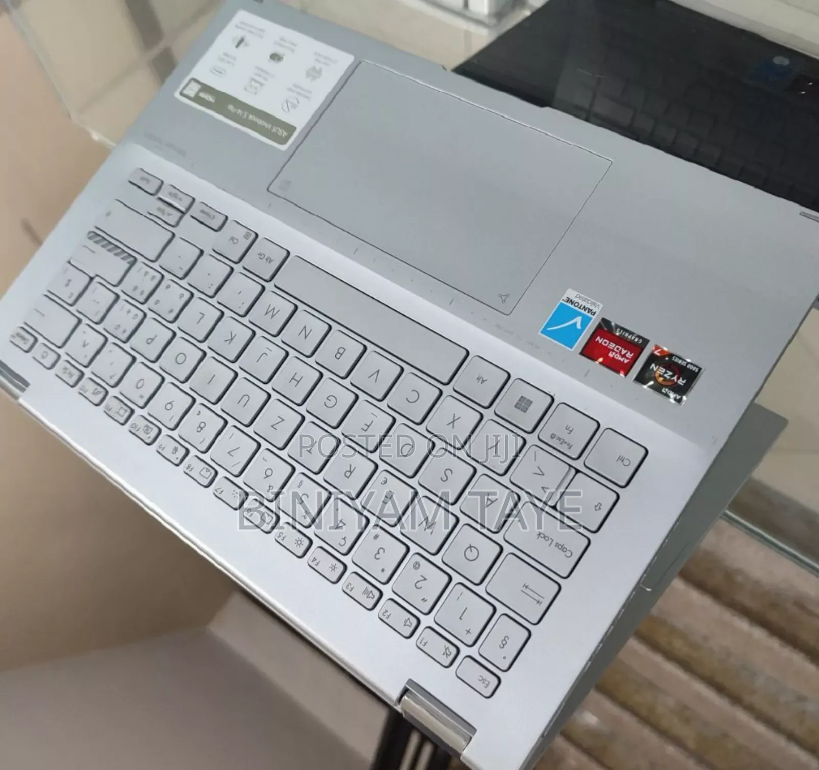 New Laptop Asus Vivobook 16 16GB AMD Ryzen 7 SSD 1T