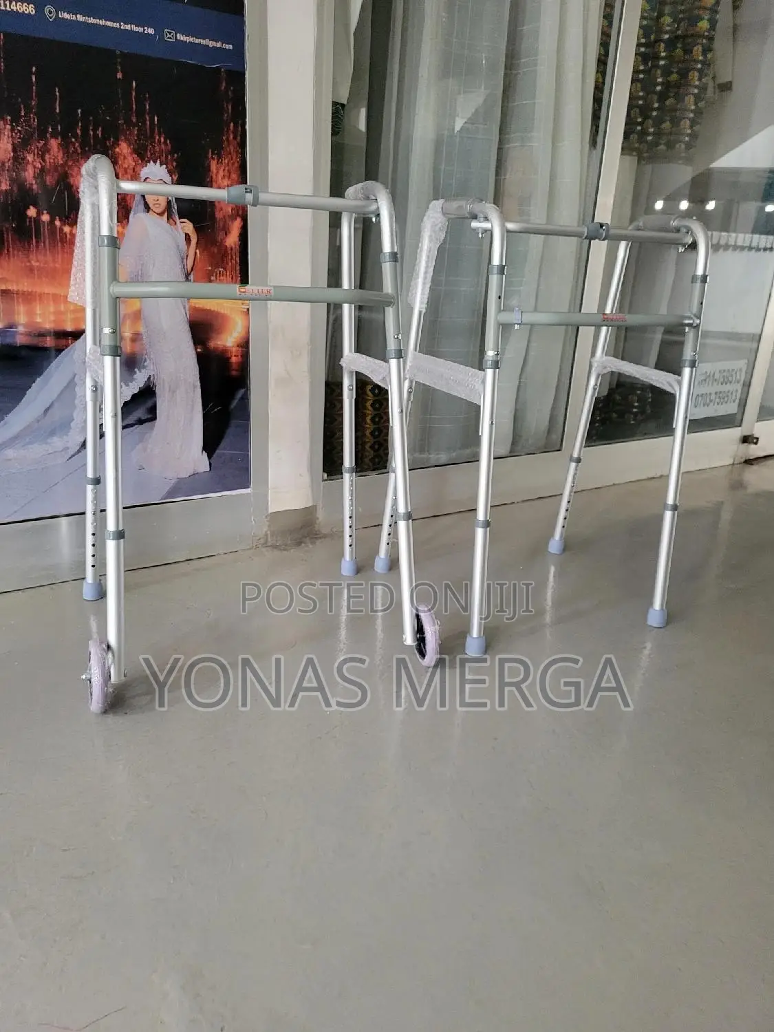 Walker Comes With an Height Adjustable Feature/Better Grip