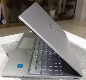 New Laptop HP 8GB Intel Core I5 HDD+SSD 500GB