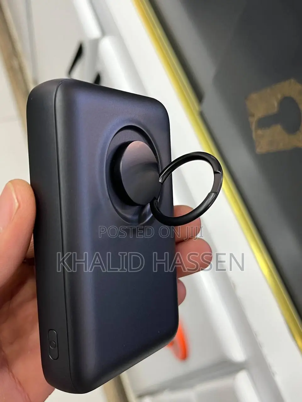 Mini Magnetic Wireless Power Bank