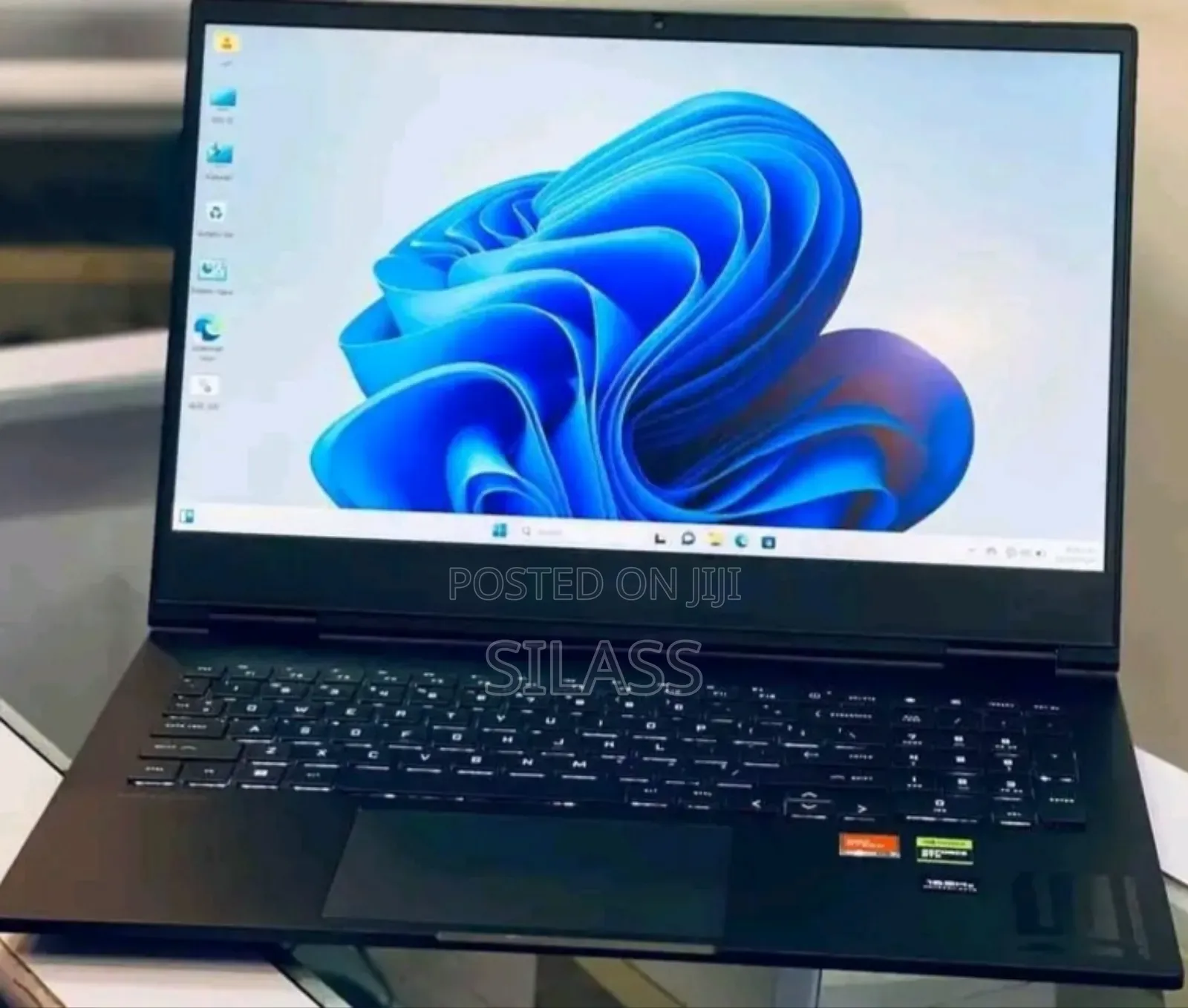 New Laptop HP Omen 16 16GB AMD Ryzen 7 SSD 512GB