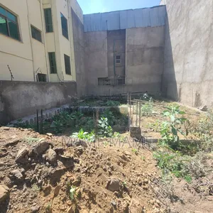 5bdrm House in Addis Abeba, Bole for sale