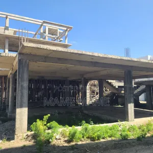 5bdrm House in Addis Abeba, Bole for sale